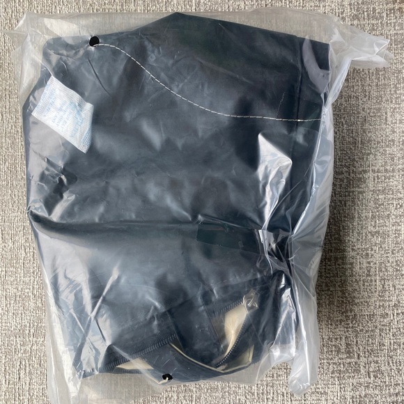 MEDELA Black Tote Bag - Picture 7 of 7